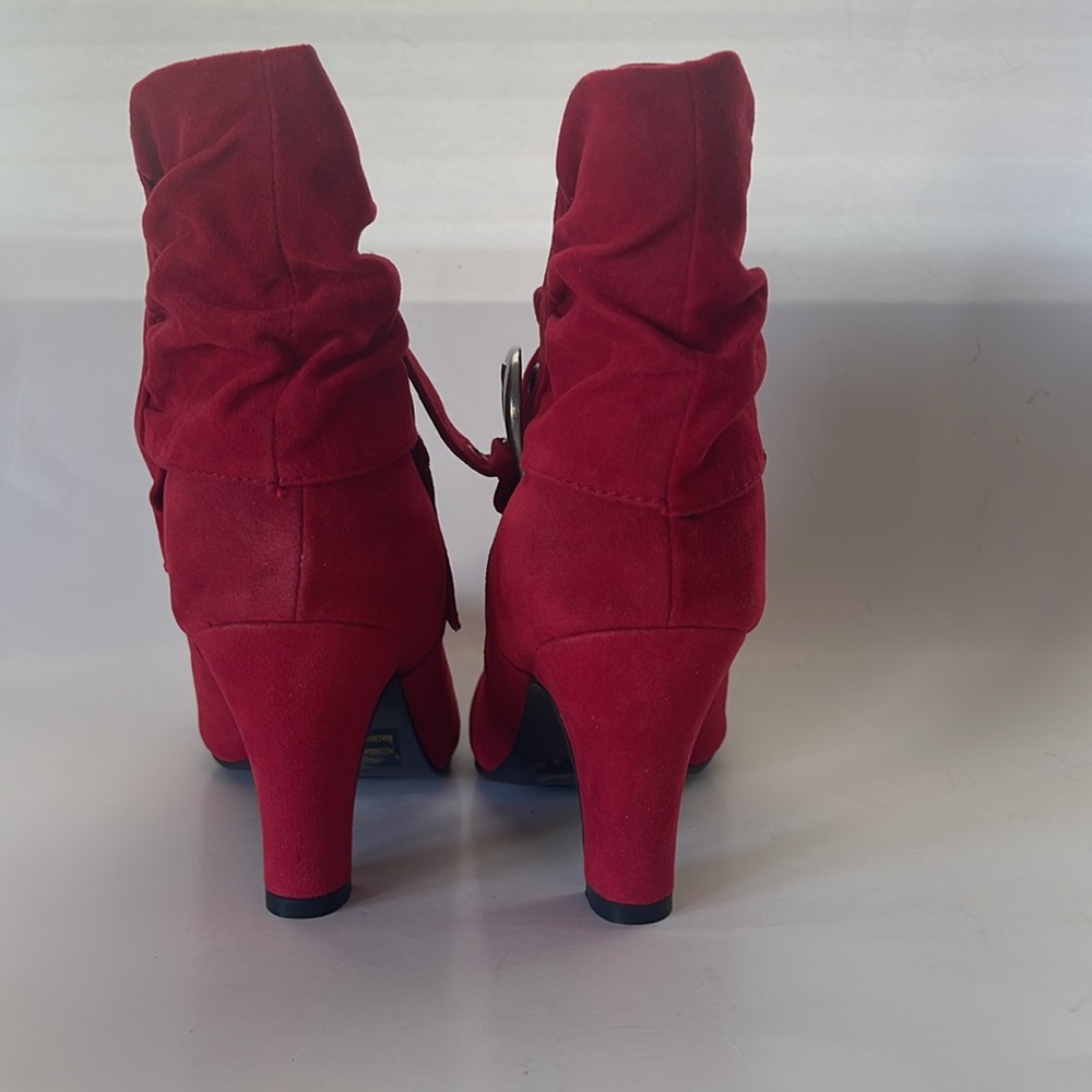 Quipid red ankle boots. - Picture 13 of 14
